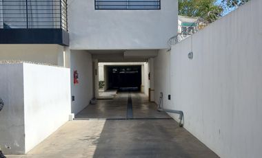 Departamento 2 ambientes con balcon  y cochera en san martin