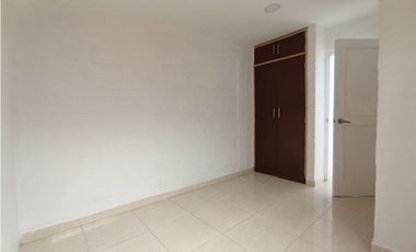 SE ALQUILA CASA EN VILLA DEL PRADO EN PASAJE