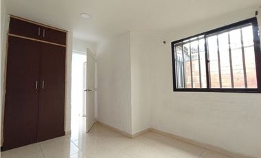 SE ALQUILA CASA EN VILLA DEL PRADO EN PASAJE