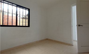 SE ALQUILA CASA EN VILLA DEL PRADO EN PASAJE