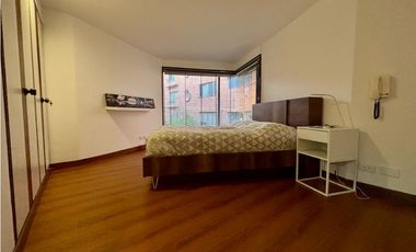 ARRIENDO APARTAMENTO 102m2 DUPLEX 2H/3B/2G REMODELADO CENTRICO CABRERA