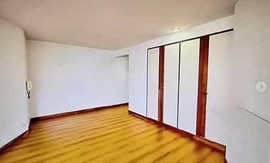 ARRIENDO APARTAMENTO 102m2 DUPLEX 2H/3B/2G REMODELADO CENTRICO CABRERA