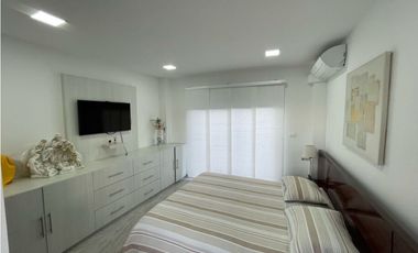 SE VENDE LUJOSA CASA CAMPESTRE EN DAPA