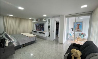 SE VENDE LUJOSA CASA CAMPESTRE EN DAPA