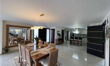 SE VENDE LUJOSA CASA CAMPESTRE EN DAPA