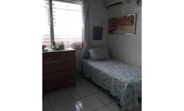 SE VENDE AMPLIA CASA BETANIA 244 m2 BALCON