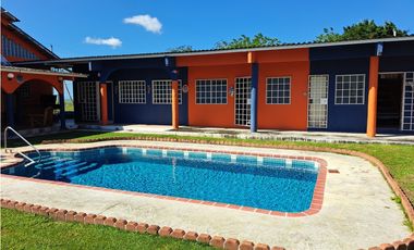 Propiedad a remodelar con potencial de hotel boutique en Playa Malibú