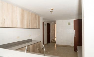 BETANIA  / URB. LOS ANGELES / CASA DE 4 NIVELES / 450 m2 / PATIO