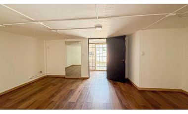 BETANIA  / URB. LOS ANGELES / CASA DE 4 NIVELES / 450 m2 / PATIO