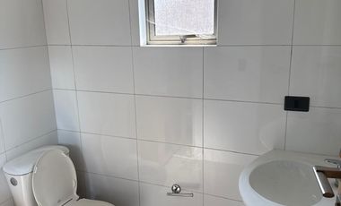 AMPLIA Y EXCELENTE CASA DE 3 DORMITORIOS CON 3 BAÑOS