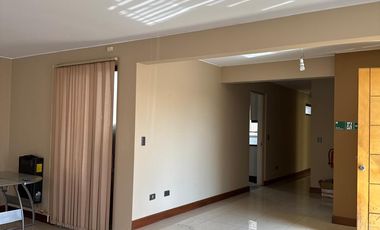 AMPLIA Y EXCELENTE CASA DE 3 DORMITORIOS CON 3 BAÑOS