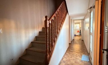 Casa en alquiler en Ramos Mejia Sur