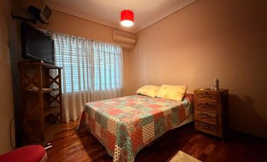 Casa en alquiler en Ramos Mejia Sur