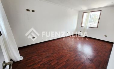 Casa en Venta en Los Soldadores / Av. Manuel Antonio Matta
