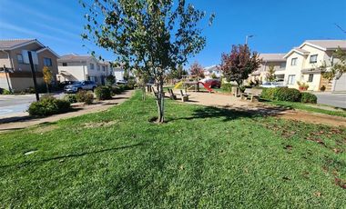 Casa en Arriendo en los ceibos 1100