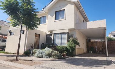 Casa en Arriendo en los ceibos 1100