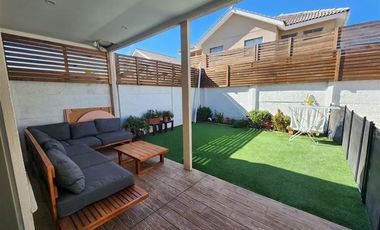 Casa en Arriendo en los ceibos 1100