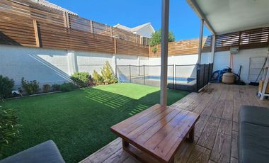 Casa en Arriendo en los ceibos 1100