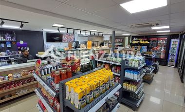 Local Comercial en Venta en Los Militares