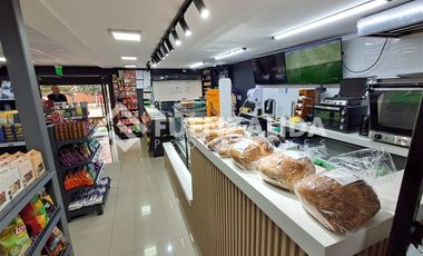 Local Comercial en Venta en Los Militares