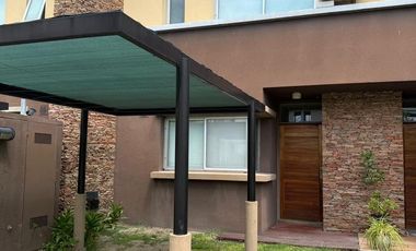 Dúplex 3 ambientes con cochera en alquiler - Fincas de Iraola II