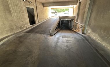 Cochera cubierta - Avenida Maipú 3500 - Olivos - Vicente López
