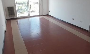 Departamento 4 ambientes en venta - APTO CREDITO -  Ezpeleta Este