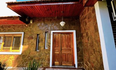 Casa en venta en Punta Chica!