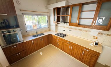 Casa en venta en Punta Chica!