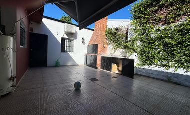 Casa en venta en Punta Chica!