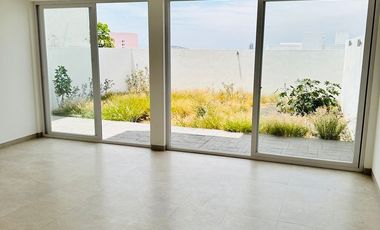 Casa nueva en venta Lomas de Juriquilla | lujo y confort