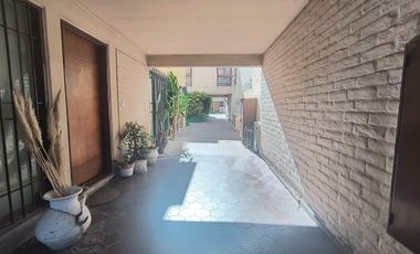 VENTA DUPLEX CON TERRAZA EN  QUINTA SECCION