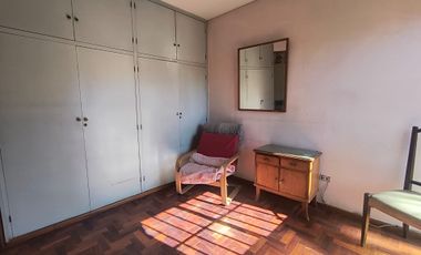VENTA DUPLEX CON TERRAZA EN  QUINTA SECCION