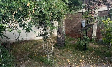 VENTA CASA BARRIO BOMBAL, GODOY CRUZ
