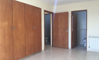 VENTA DPTO 2 DORMITORIOS Y COCHERA QUINTA SECCION