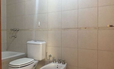 VENTA DPTO 2 DORMITORIOS Y COCHERA QUINTA SECCION