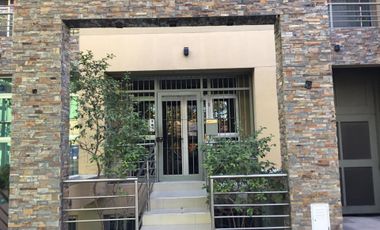 VENTA DPTO 2 DORMITORIOS Y COCHERA QUINTA SECCION