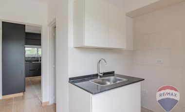 CASA EN VENTA EN MIRALAGOS 2