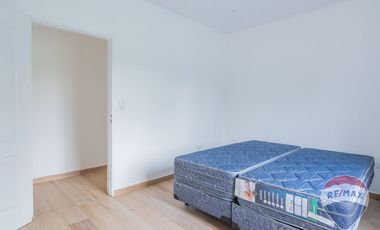 CASA EN VENTA EN MIRALAGOS 2