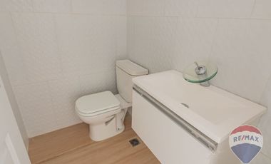 CASA EN VENTA EN MIRALAGOS 2