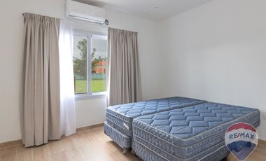 CASA EN VENTA EN MIRALAGOS 2