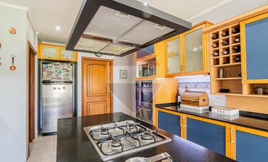 CASA EN VENTA EN ABRIL CLUB DE CAMPO