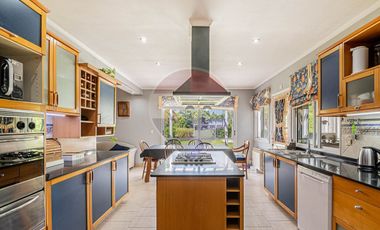 CASA EN VENTA EN ABRIL CLUB DE CAMPO
