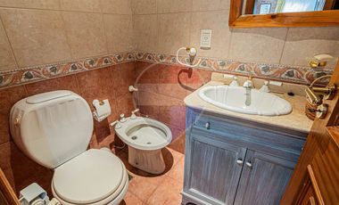 CASA EN VENTA EN ABRIL CLUB DE CAMPO