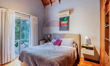 CASA EN VENTA EN ABRIL CLUB DE CAMPO
