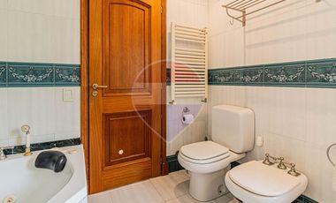 CASA EN VENTA EN ABRIL CLUB DE CAMPO