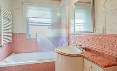 CASA EN VENTA EN ABRIL CLUB DE CAMPO