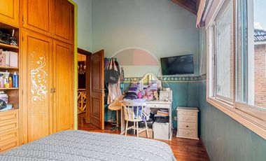 CASA EN VENTA EN ABRIL CLUB DE CAMPO