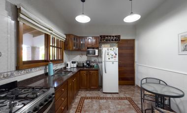 CASA 3 AMBIENTES ALQUILER BARRIO VICENTE MELAZZI