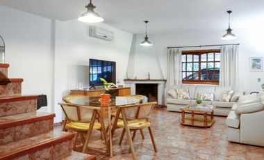 CASA 3 AMBIENTES EN VENTA BARRIO VICENTE MELAZZI